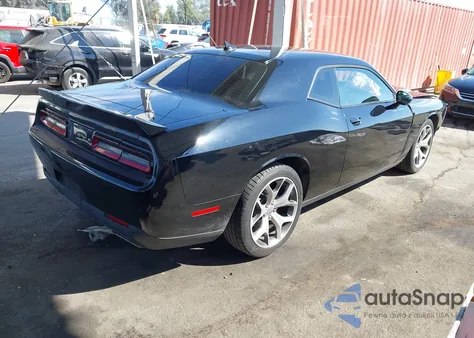 2016 Dodge Challenger Sxt Plus z USA, uszkodzony, nr VIN 2C3CDZAG2GH317161